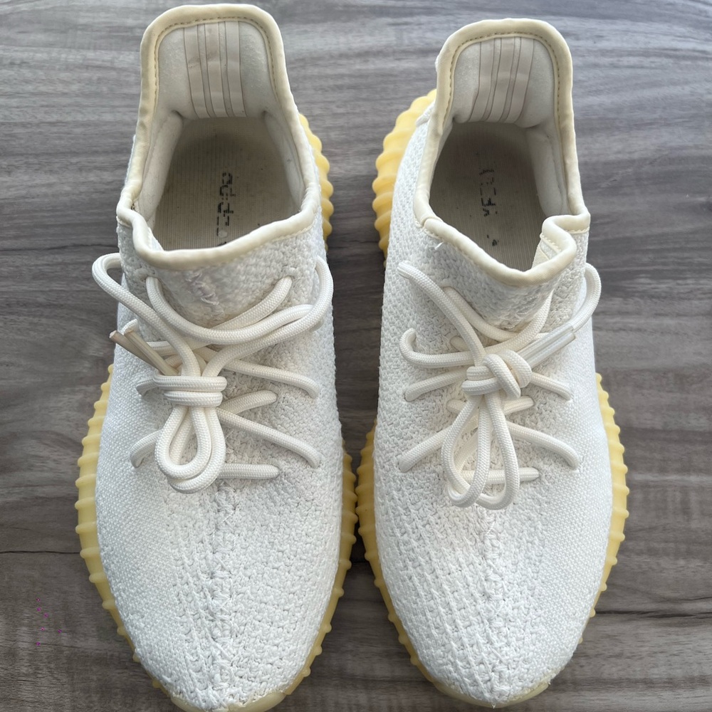 Size 7 Men’s/ 8.5 Women’s- adidas Yeezy Boost 350 V2 Low Cream White - Picture 5 of 8